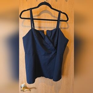 Torrid 3 3x Black Top Adjustable Straps Zip Up Back Worn Once